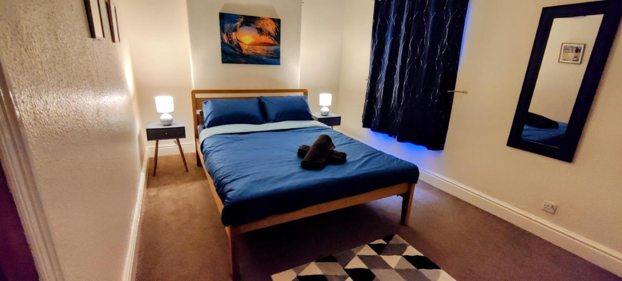Villa Rhubarb Terrace On The Coast - Sleeps 1-6 Colwyn Bay Exterior foto