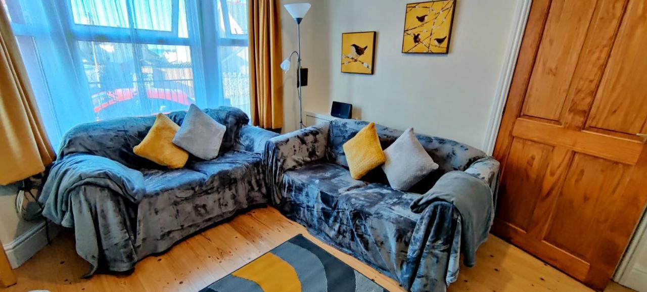 Villa Rhubarb Terrace On The Coast - Sleeps 1-6 Colwyn Bay Exterior foto