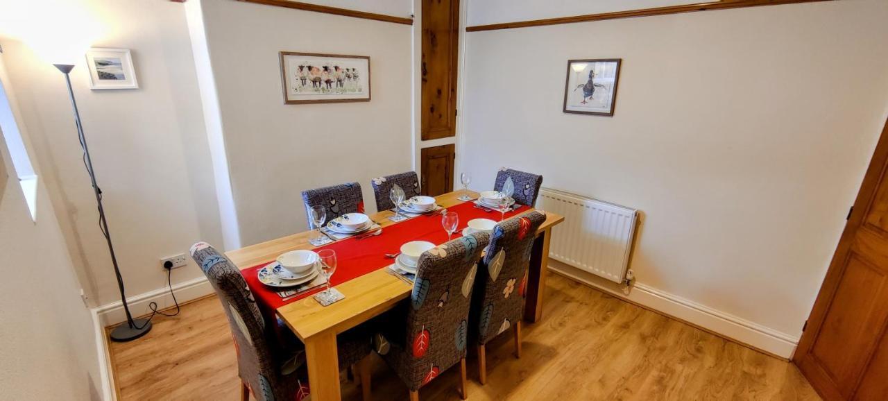 Villa Rhubarb Terrace On The Coast - Sleeps 1-6 Colwyn Bay Exterior foto